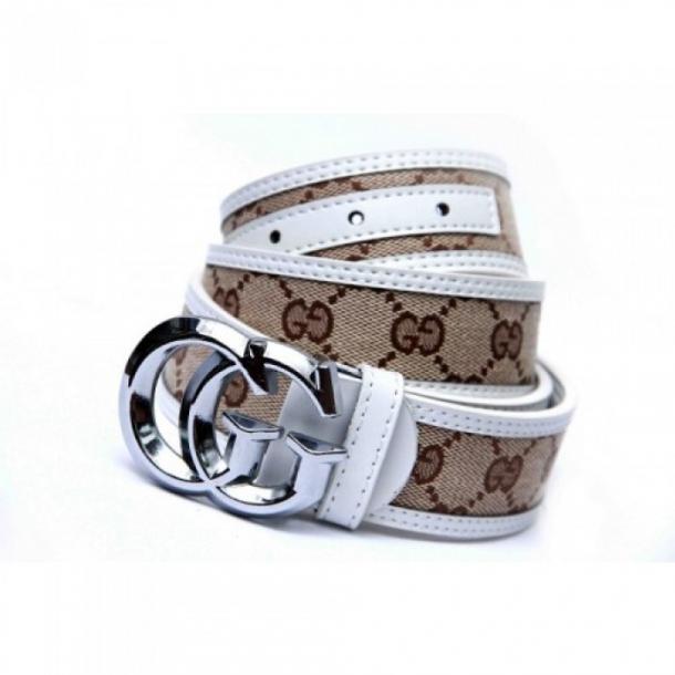 GUCCI WHITE TEXTURED BELT WITH SILVER BUCKLE